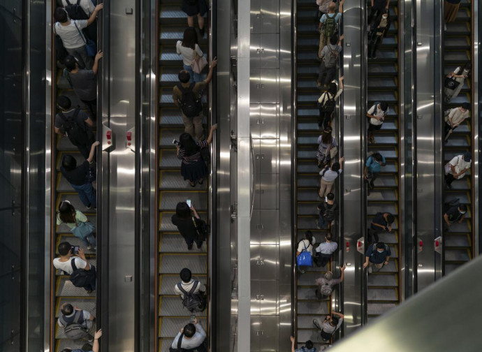 Hong Kong, passeggeri della metropolitana