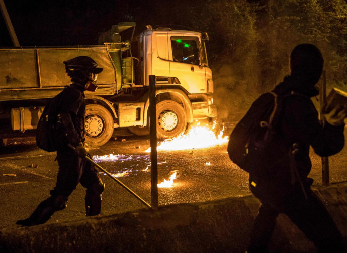 Hong Kong, gli ultimi violenti scontri Hong Kong, gli ultimi violenti scontri