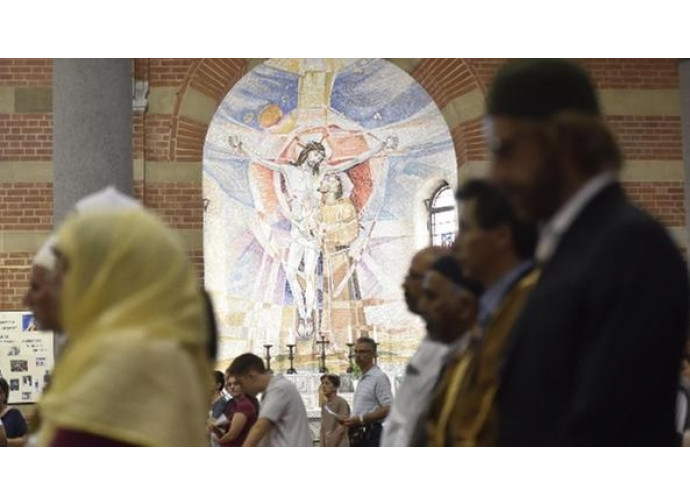 Gli imam a messa Gli imam a messa