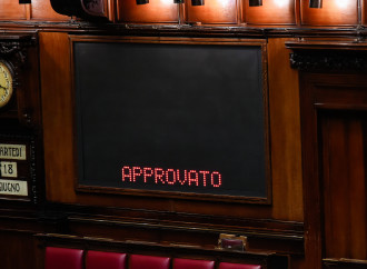 Il governo accelera sul premierato, le opposizioni insorgono