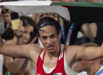 Khelif fuori dai Campionati del Mondo