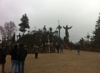 I cento anni di Lituania, terra di resistenza cattolica