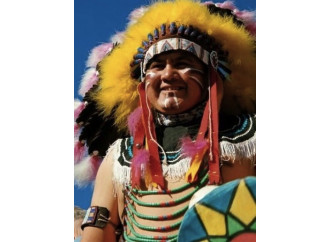 Matrimoni gay, l'ascia di guerra di Navajo e Cherokee