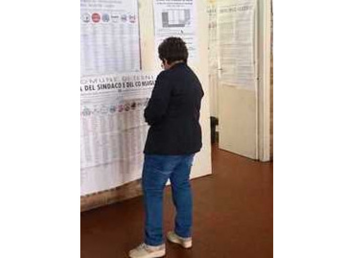 Indecisi al voto Indecisi al voto