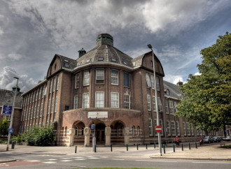 Rotterdam, la truffa dell'università islamica