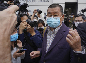 Hong Kong, arrestati tre campioni della causa democratica