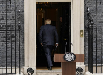 La caduta di Johnson, il leader che sprecò un trionfo