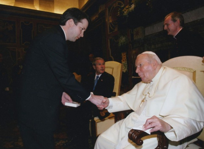 Brett M. Kavanaugh con Giovanni Paolo II