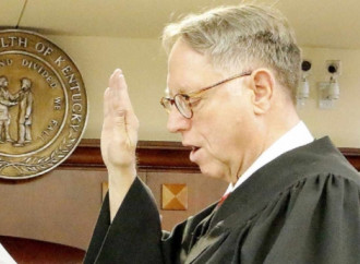 Usa, giudice rimosso perchè contrario alle adozioni gay