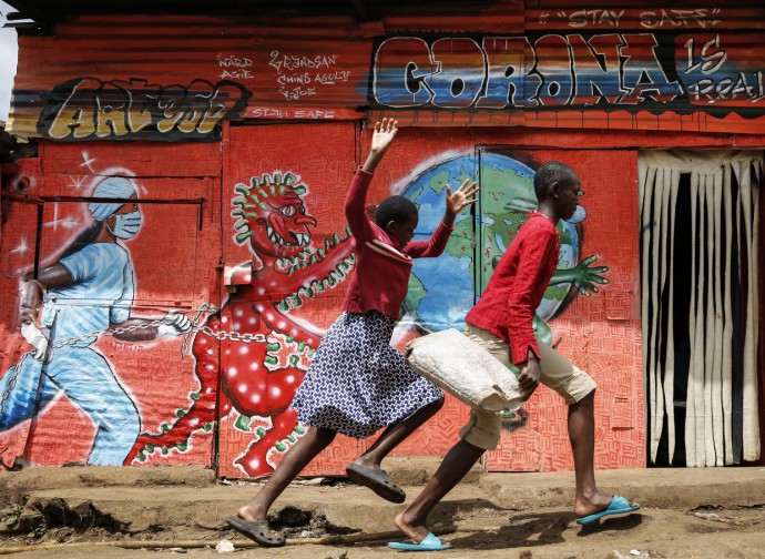 Kenya, murales anti-Covid
