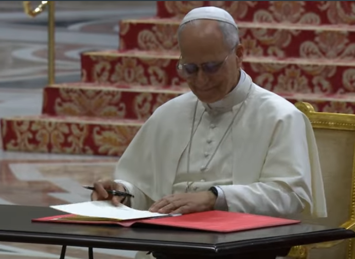 Leone XIV firma documento su educazione, 27 ottobre 2025