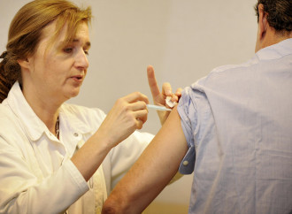 Vaccini da feti abortiti, il muro di silenzio vaticano