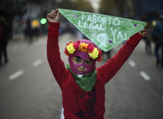 Primo via libera all'aborto, con l'imposizione del FMI