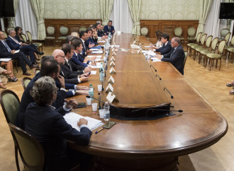 Tagli di Bilancio, sindaci in rivolta col Governo