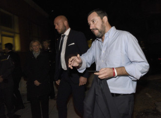 Democrazia diretta, farsa che rafforza Salvini e spacca i 5S