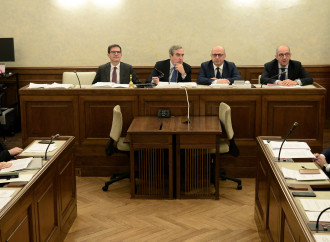 Diciotti, il governo fa quadrato, ma Conte è logoro