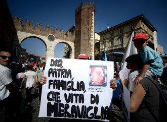 Guerra sulla famiglia, capi in fuga. Ma non siamo soli