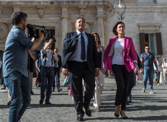 Forza Italia si ristruttura, ma è troppo tardi