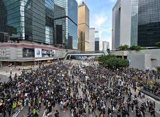 Hong Kong, continuano le proteste