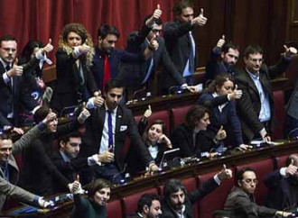 Il governo cerca un'uscita, ma c'è un piano B