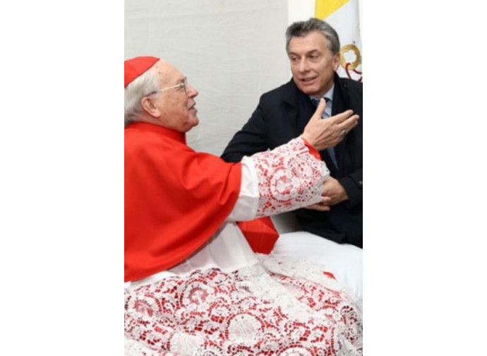 Macri col cardinal Re