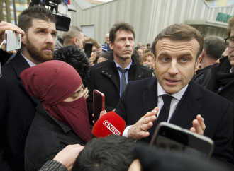 Francia, inizio ambiguo del dialogo fra Stato e islam