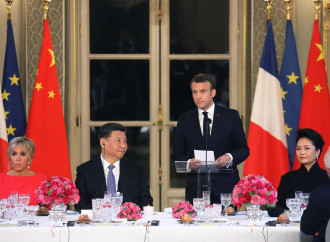 La Francia vende aerei alla Cina, ma senza esporsi