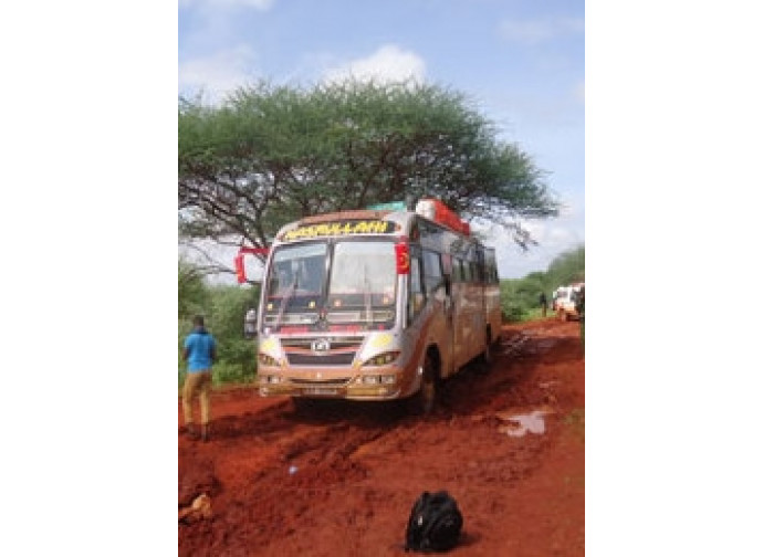 Mandera, il bus sequestrato Mandera, il bus sequestrato
