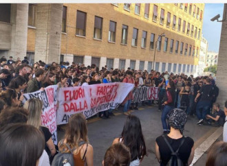 La Sapienza, proteste contro la libertà di parola: chi sono i veri squadristi