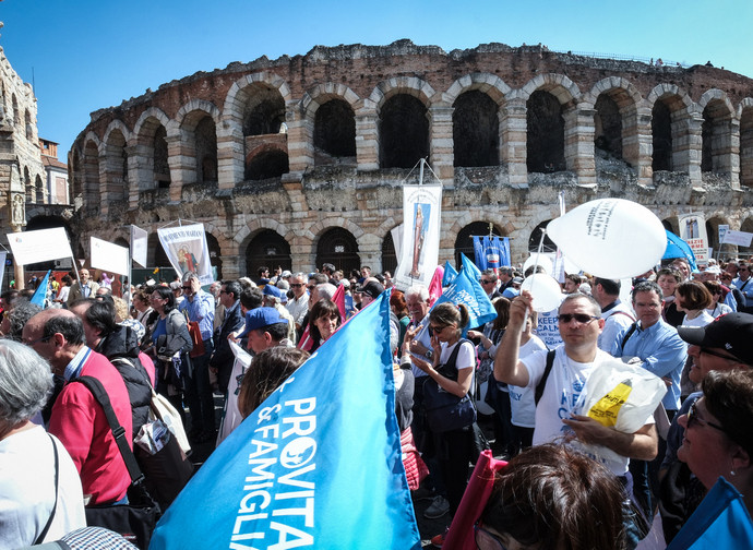 La marcia per la Famiglia a Verona La marcia per la Famiglia a Verona