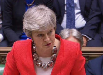 May di nuovo sconfitta. Non piace l'accordo con l'Ue