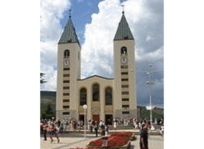 La chiesa di Medjugorje La chiesa di Medjugorje