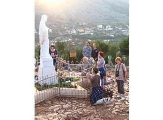 Medjugorje, l'inviato del Papa e gli equilibri col vescovo