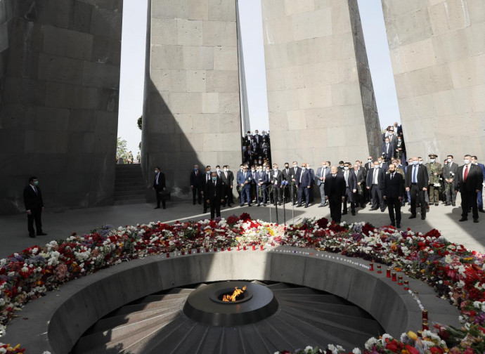Metz Yegern, la celebrazione a Erevan, memoriale del genocidio Metz Yegern, la celebrazione a Erevan, memoriale del genocidio