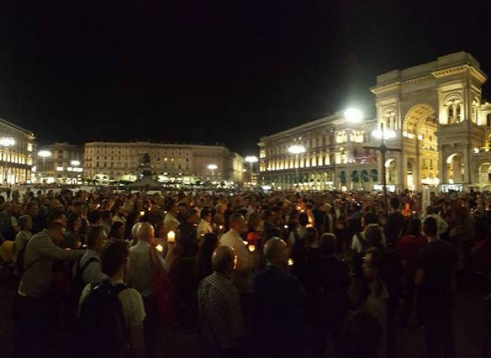 Veglia a Milano, piazza Duomo