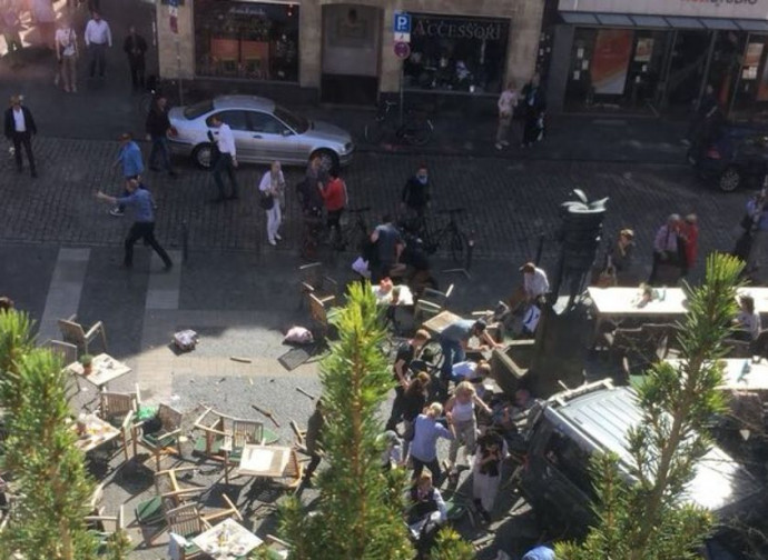 Munster, dopo il suicidio-omicidio Munster, dopo il suicidio-omicidio