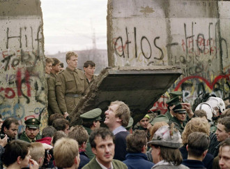Il 9 novembre di 30 anni fa il comunismo morì sotto le macerie del Muro