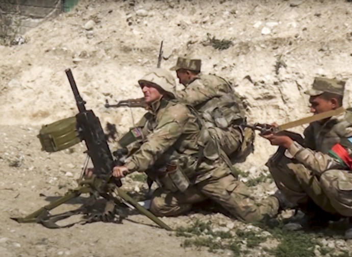 Nagorno Karabakh,truppe azere in azione Nagorno Karabakh,truppe azere in azione
