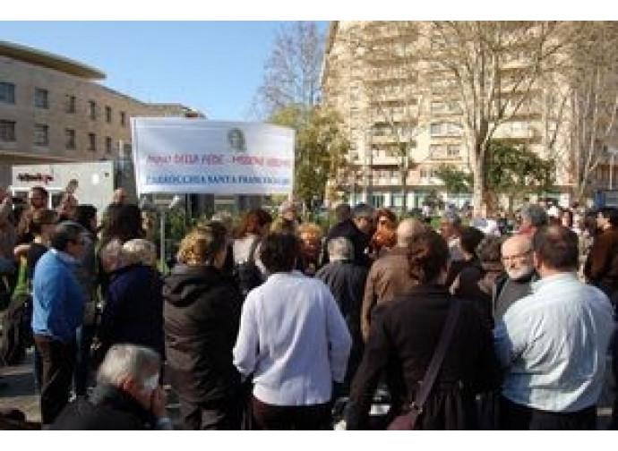 Neocatecumenali in piazza Bologna a Roma, 7 aorile