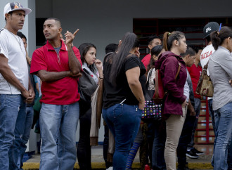 Decine di migliaia di nicaraguensi in fuga dalla repressione