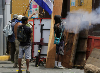La repressione di Daniel Ortega, icona sanguinaria