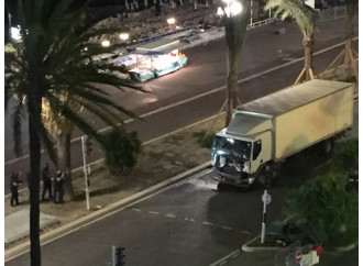 L'Isis colpisce ancora la Francia, massacro a Nizza