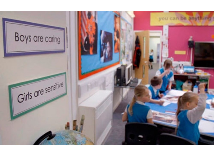 Indottrinamento gender nelle scuole Indottrinamento gender nelle scuole