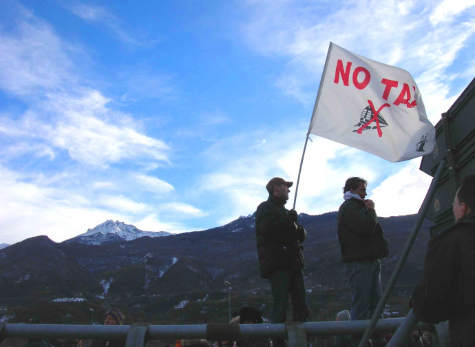 Manifestazione No Tav nella Val di Susa