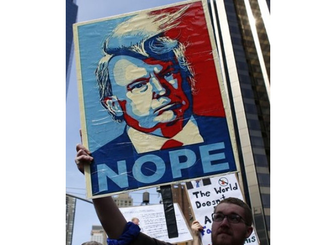 Manifestazione contro Trump Manifestazione contro Trump
