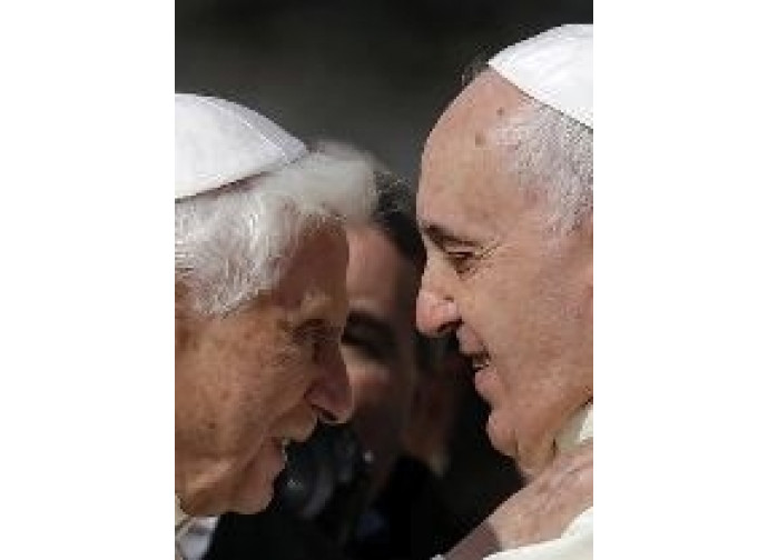 Benedetto XVI e Papa Francesco Benedetto XVI e Papa Francesco