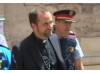 Spagna, gaystapo scatenata: vescovo sotto scorta. Intanto Avvenire...