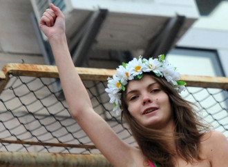 Il suicidio della Femen di fronte alla grande menzogna