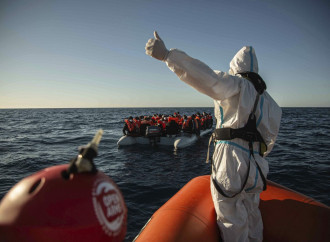 Il governo non c'è ancora, ma è già scontro sui migranti