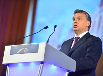 Orban riunifica la destra. E divide i giallo-verdi